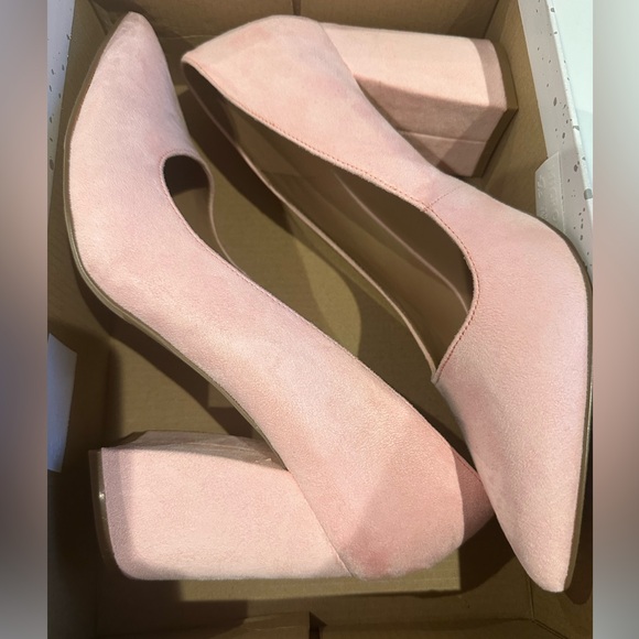 Abound Shoes - Brand new pink pumps size 11